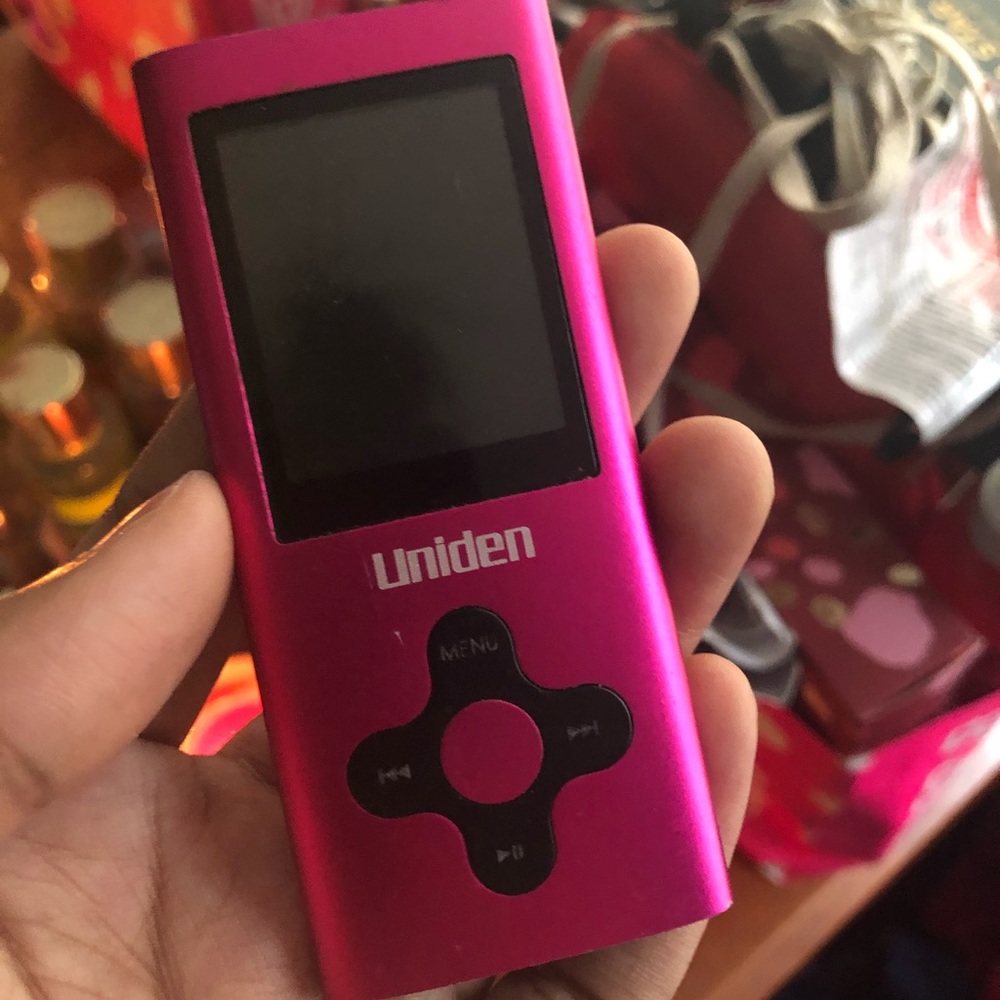 UNIDEN Pink MP3 Player - Used